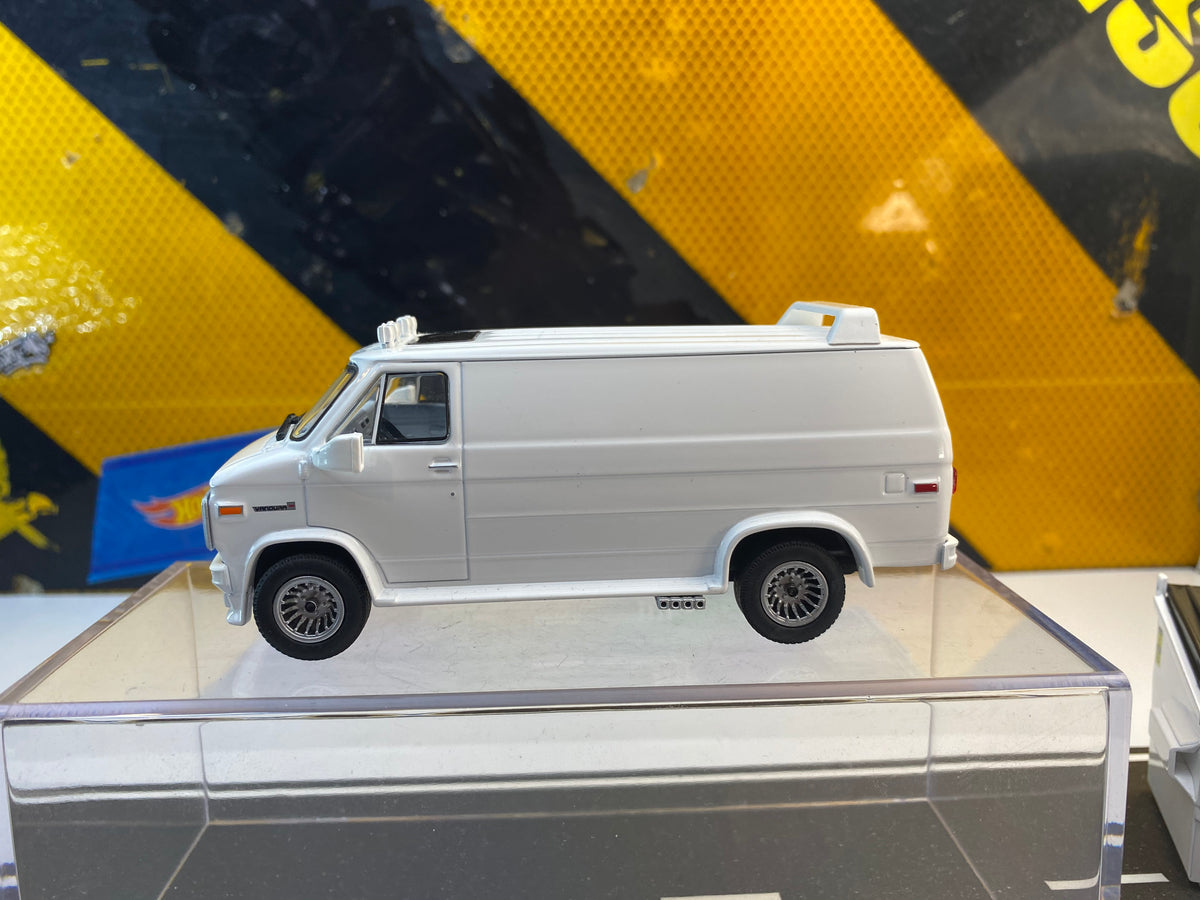 GMC Vandura 4.5in Blank by Greenlight